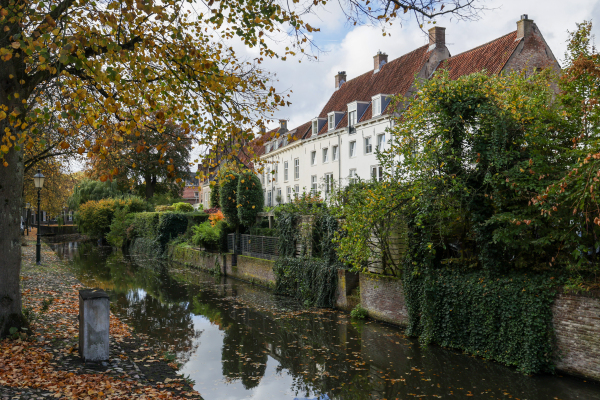 photo 38 Muurhuizen 37