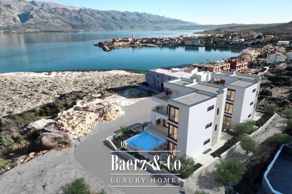 photo 7 Zadar, Vinjerac, luxury villa in the first row by the sea