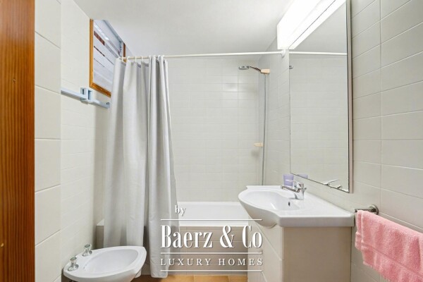 photo 11 Spacious and bright apartment opposite the Sailing Club de Vela