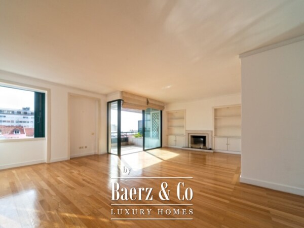 photo 1 3+2 bedroom apartment in a prestigious private condominium