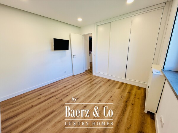 photo 27 4 bedroom house with heated swiming pool garden and garage in Sintra