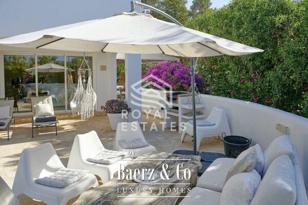 photo 4 Beautiful luxury home in Santa Eul\u00e0ria des Riu