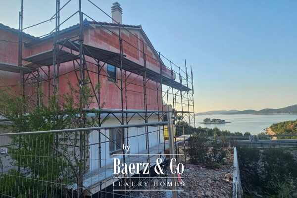 photo 1 Primošten - suburb new house 250 m², three bedrooms and sea view 100 m from the beach