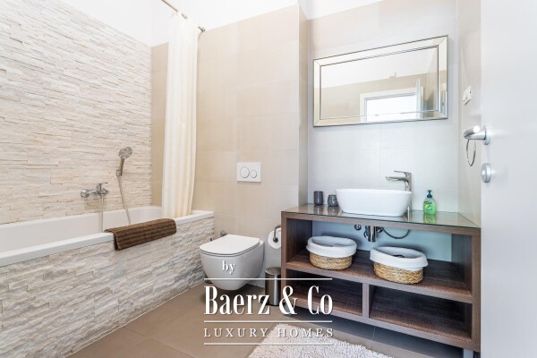 photo 12 Podstrana, luxury villa in an attractive location