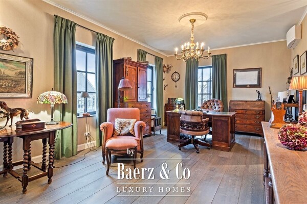 photo 15 Uitzonderlijke Duplex met zicht op kanaal, garage, carport en ruime (wijn)kelder!