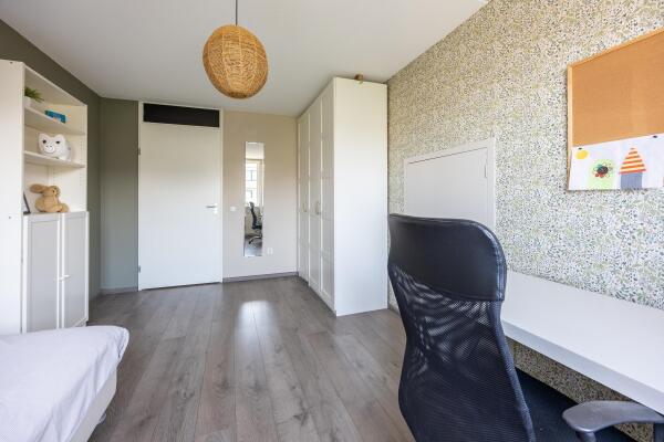 photo 43 van Ruysdaellaan 12